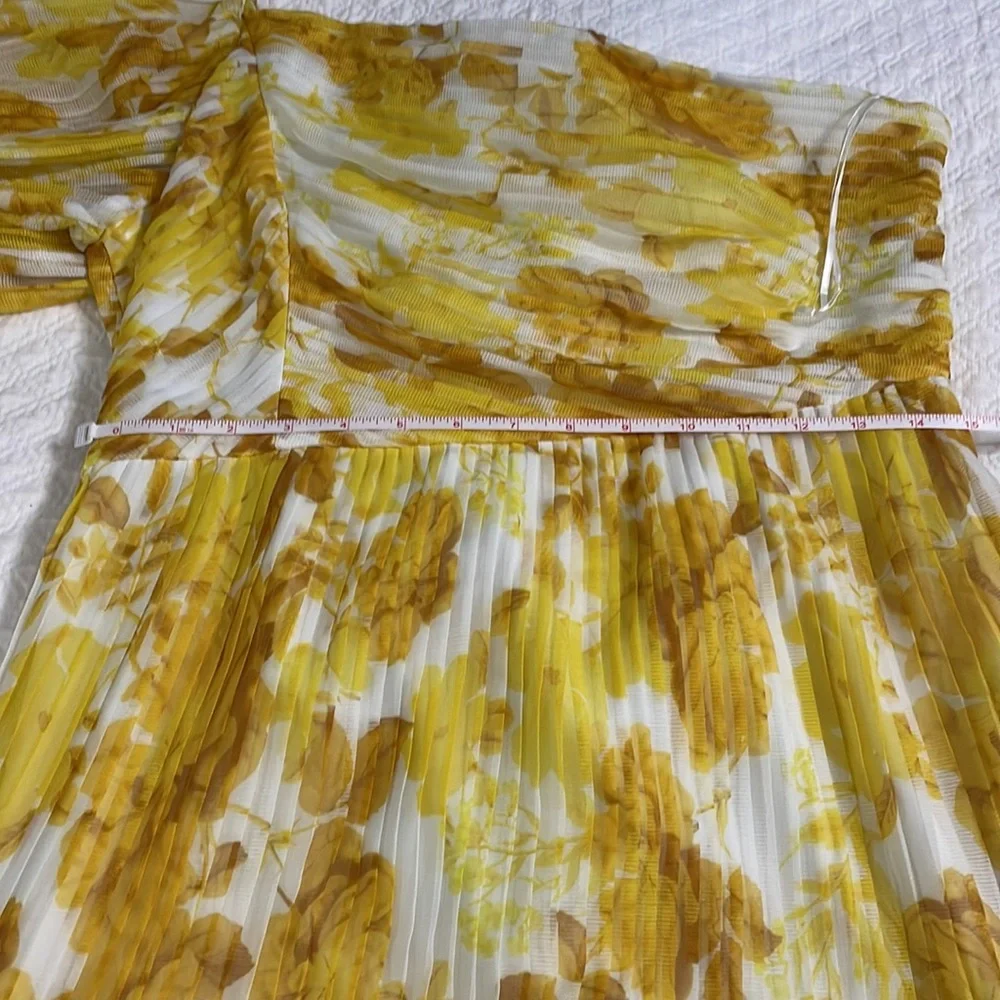 Anthropologie x La Maison Talulah Sunshine XL Yellow 1-Shoulder Floral Toga Mini - Picture 15 of 16
